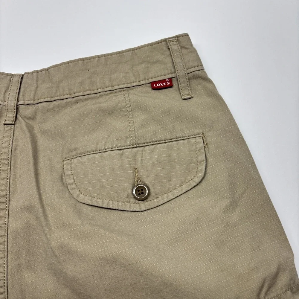 Levis these levi